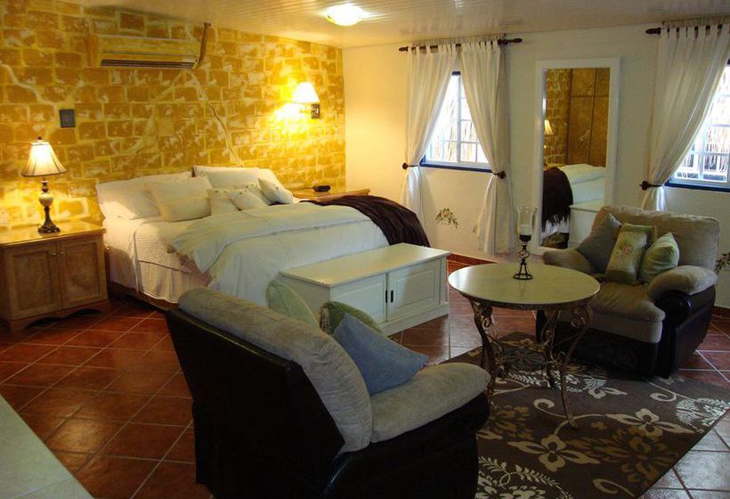 Club Arias Bed & Breakfast