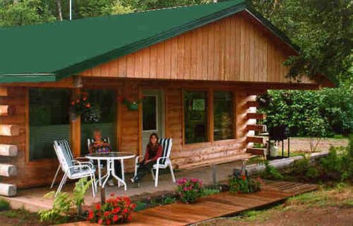 צימר Daniels Lake Lodge Cabins