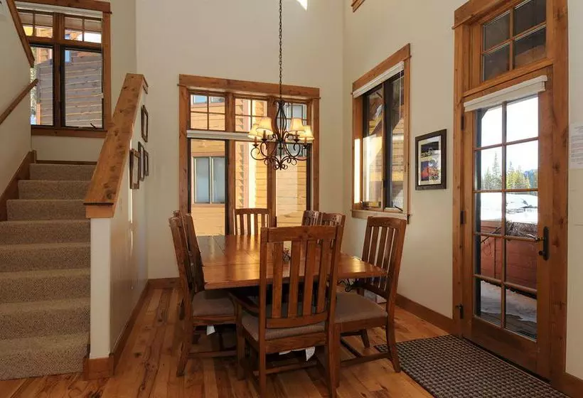 Hôtel Alpenglow Condominiums