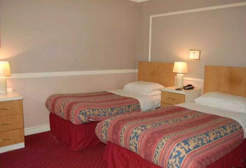 Отель Brook House