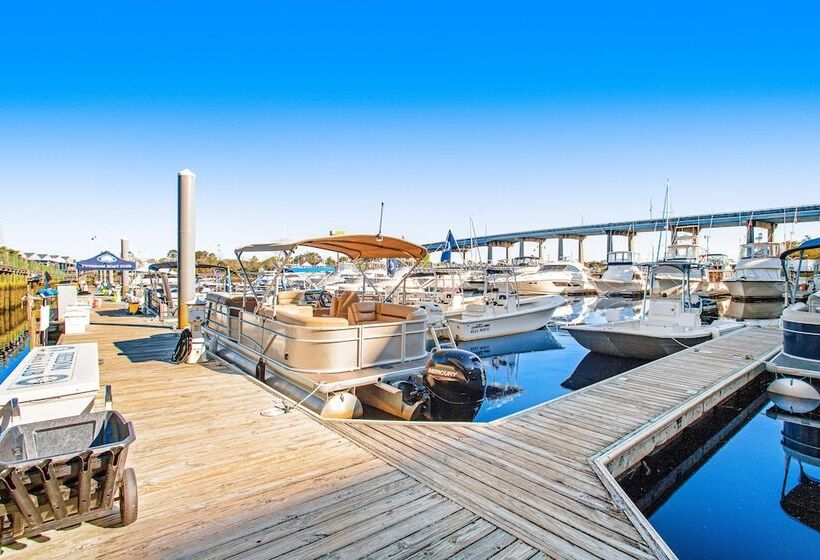 酒店 Harbourgate Marina Club