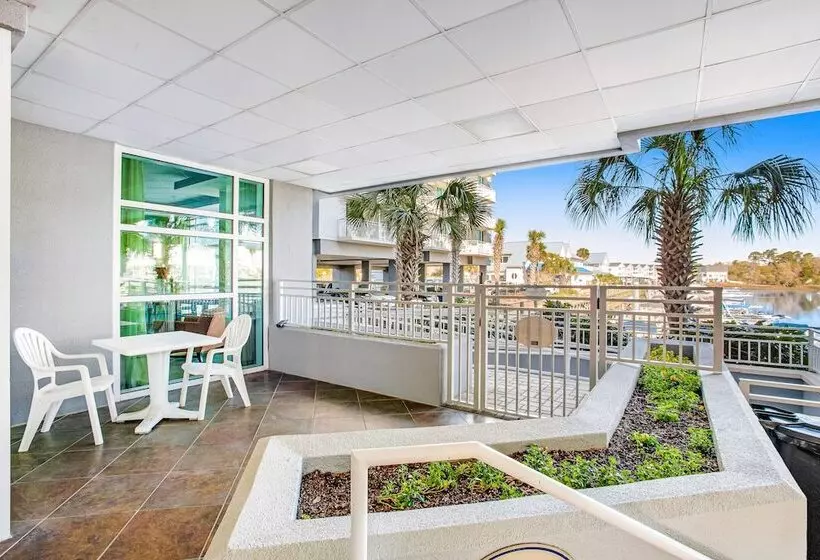 酒店 Harbourgate Marina Club