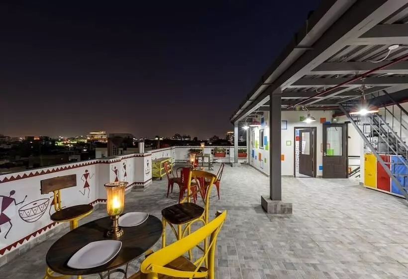 هتل House Of Backpackers