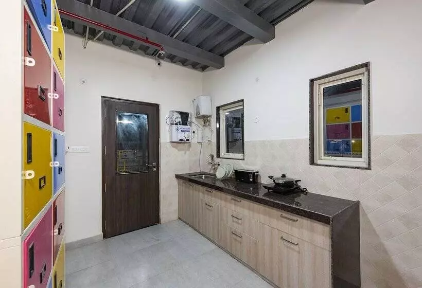 هتل House Of Backpackers