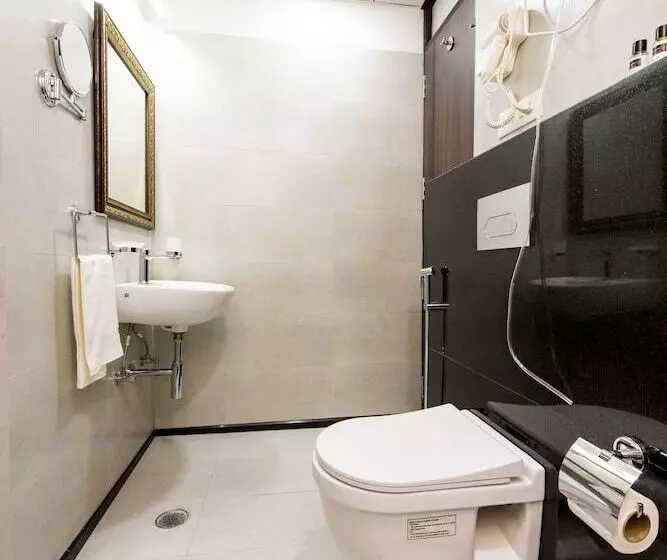 هتل House Of Backpackers