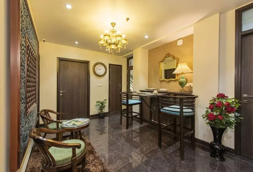 هتل House Of Backpackers