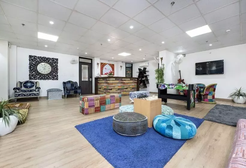 هتل House Of Backpackers