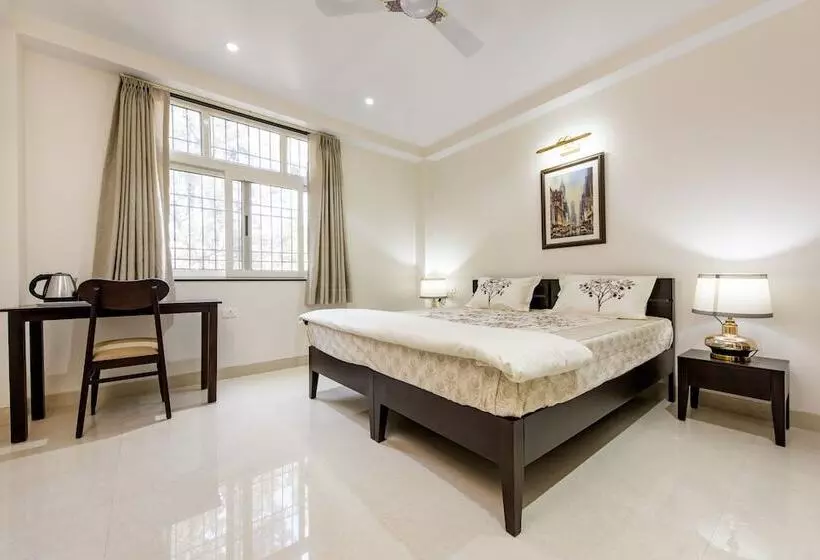 هتل House Of Backpackers