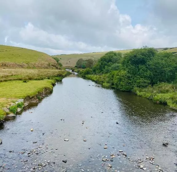 בית מלון כפרי The Royal Oak Inn
