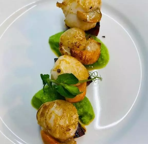 בית מלון כפרי The Royal Oak Inn