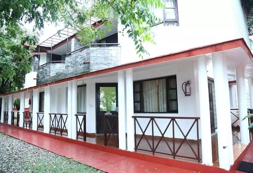 ホテル Surbee Resorts