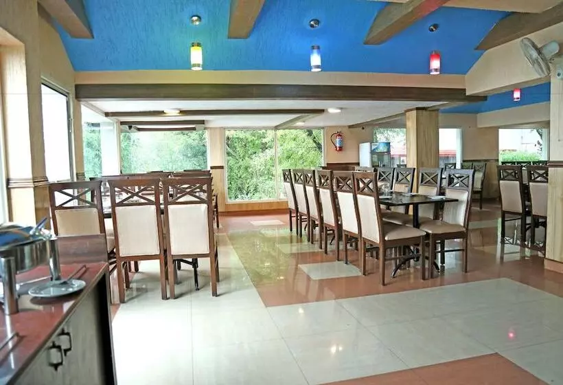 ホテル Surbee Resorts