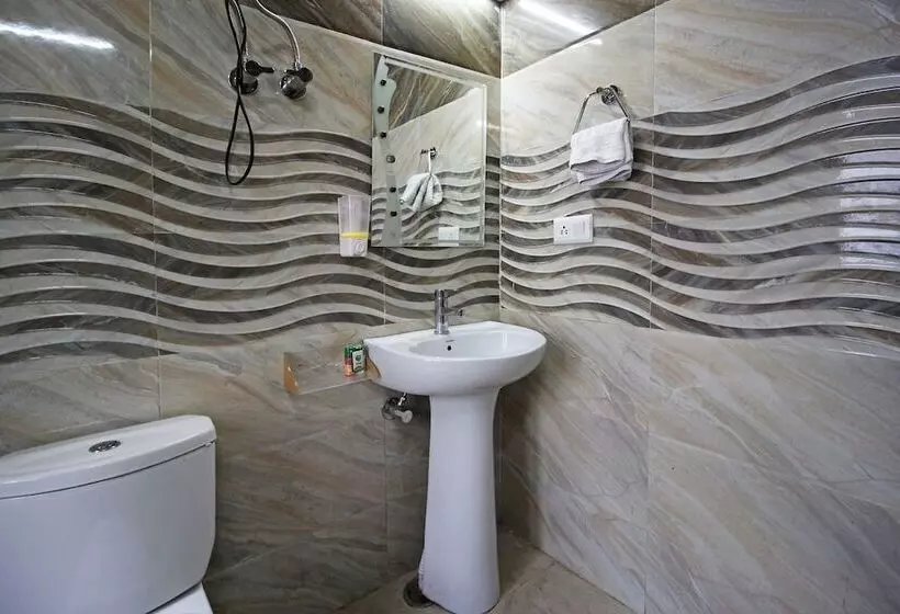 ホテル Surbee Resorts