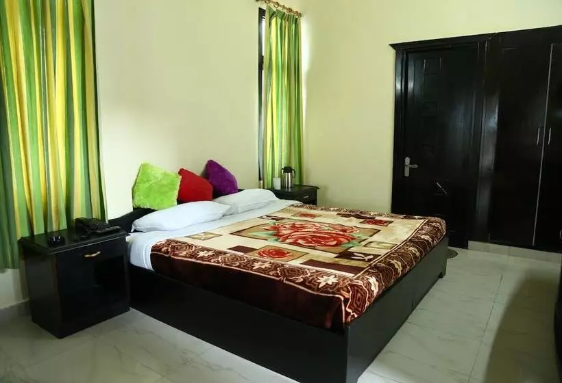 ホテル Surbee Resorts