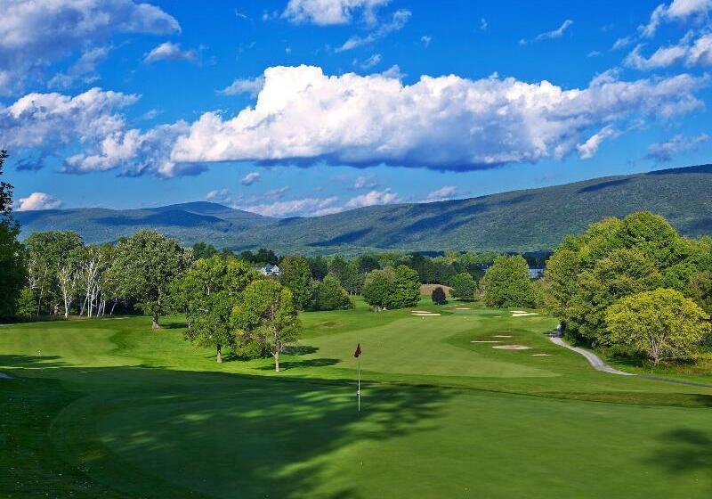 ホテル The Equinox Golf Resort & Spa