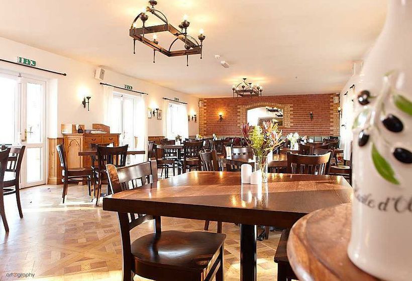 ホテル The Olive Mill