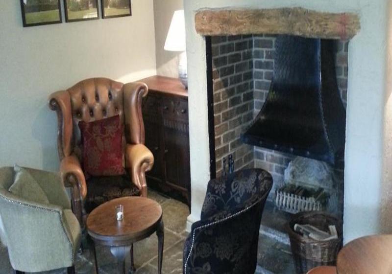 فندق The Stag Rooms