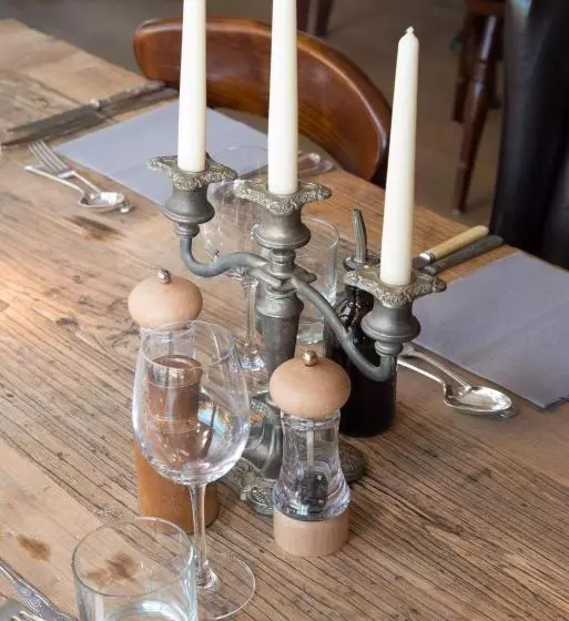 Отель The Swan Inn