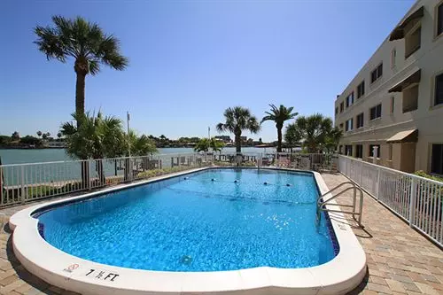 ホテル Westwinds Waterfront Resort