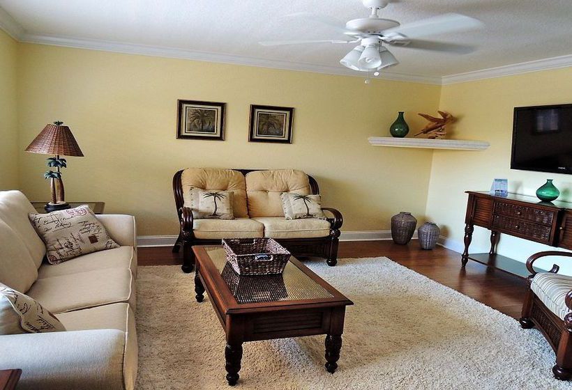 호텔 Westwinds Waterfront Resort