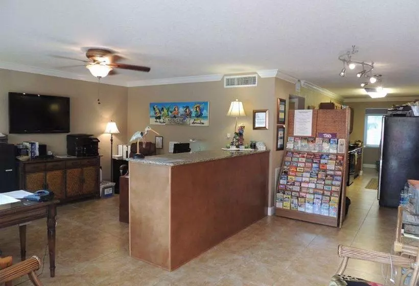 ホテル Westwinds Waterfront Resort