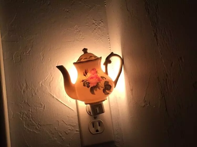 Little English Guesthouse B&b