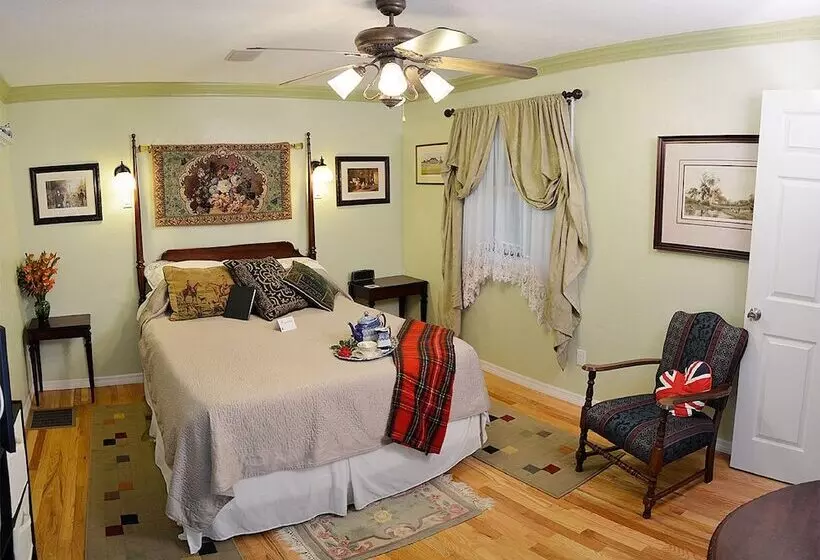 Little English Guesthouse B&b