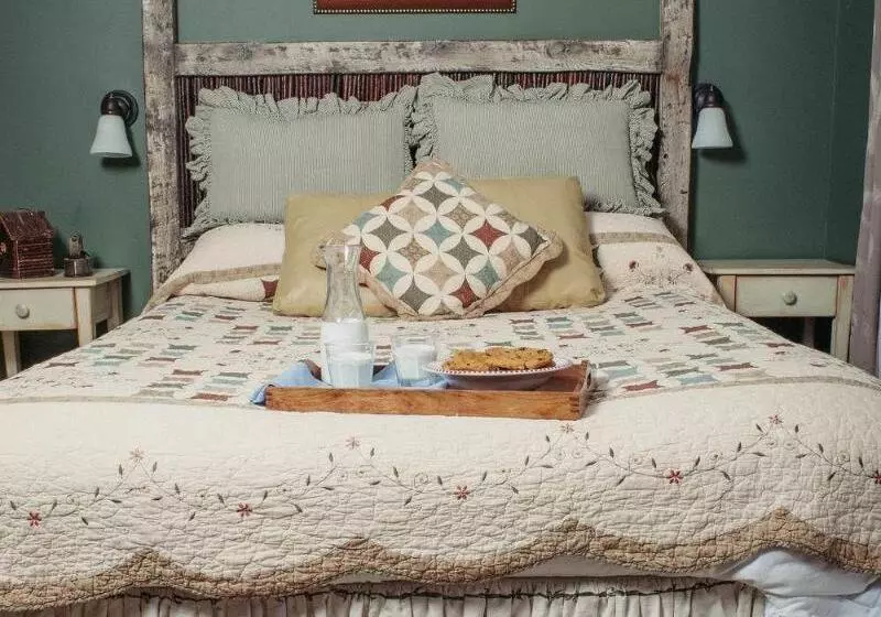 Old Town Guesthouse B&b