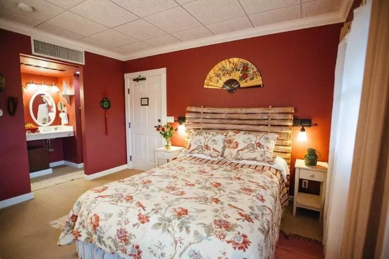 Old Town Guesthouse B&b