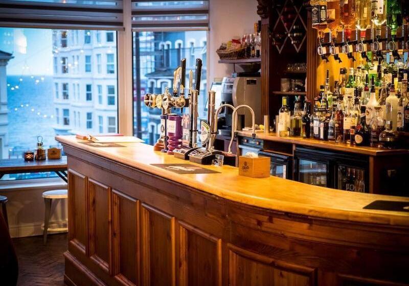 פנסיון Mereside