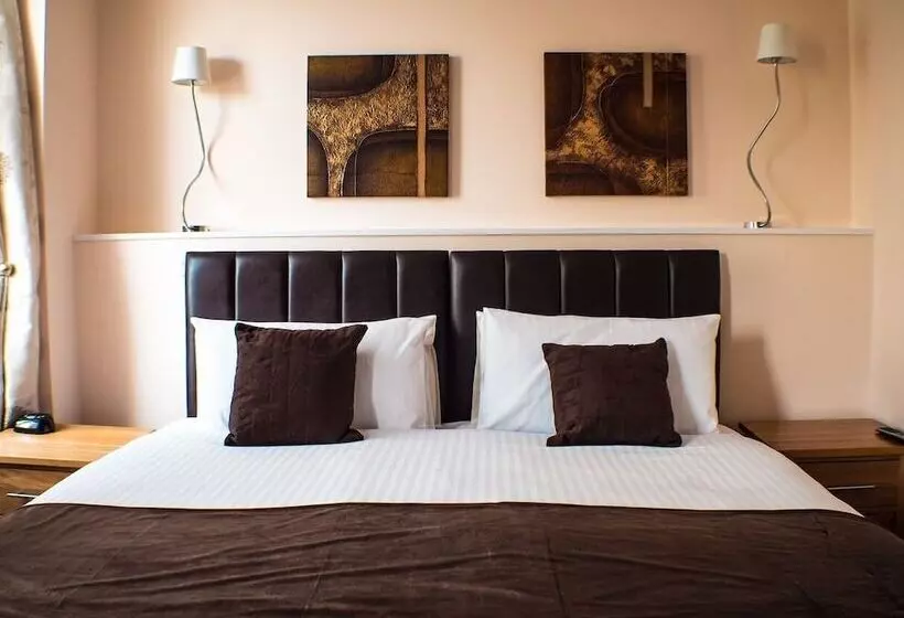 بنسيون Mereside