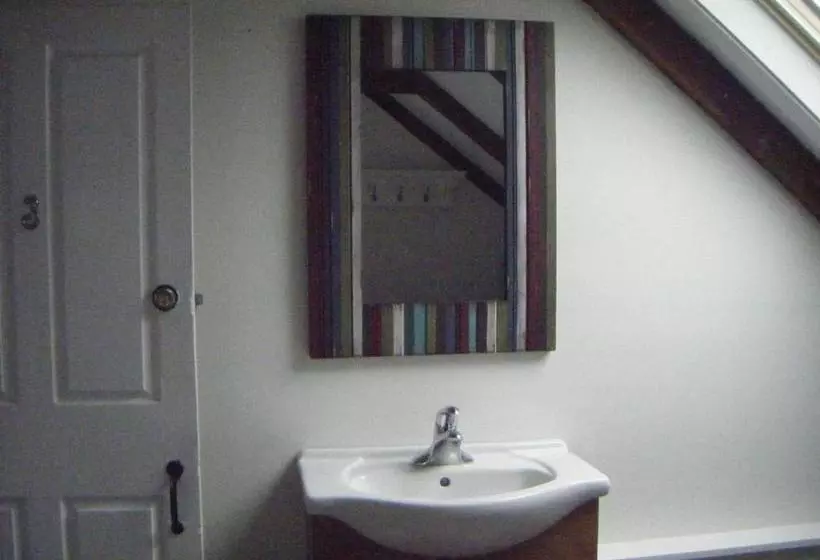 بنسيون Moffett House Inn