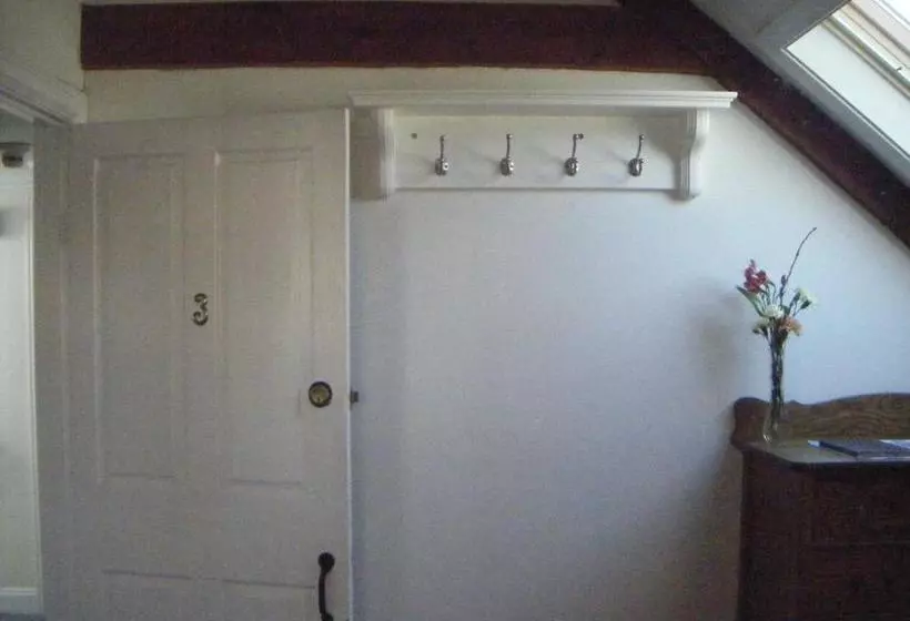 بنسيون Moffett House Inn