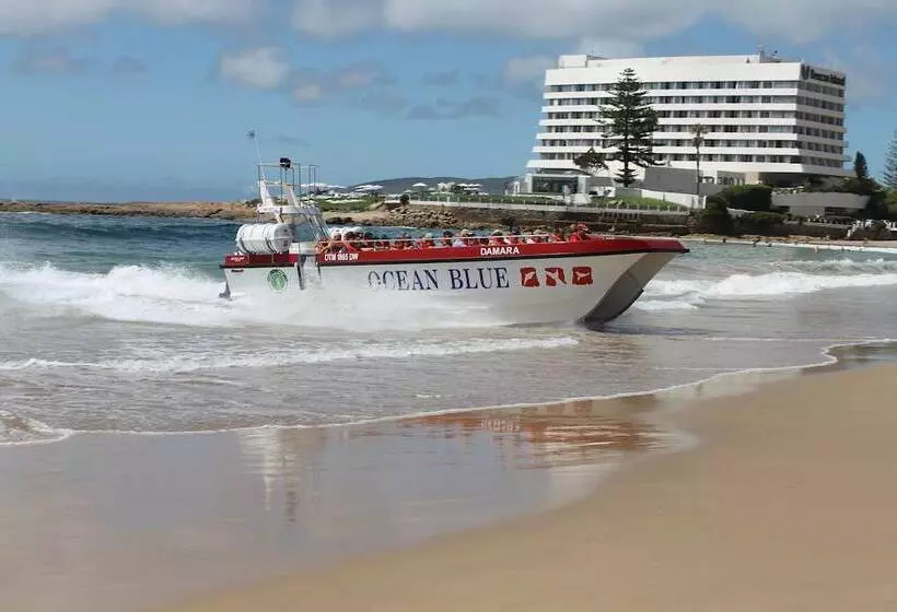 پانسیون The Robberg Beach Lodge   Lion Roars Hotels & Lodges