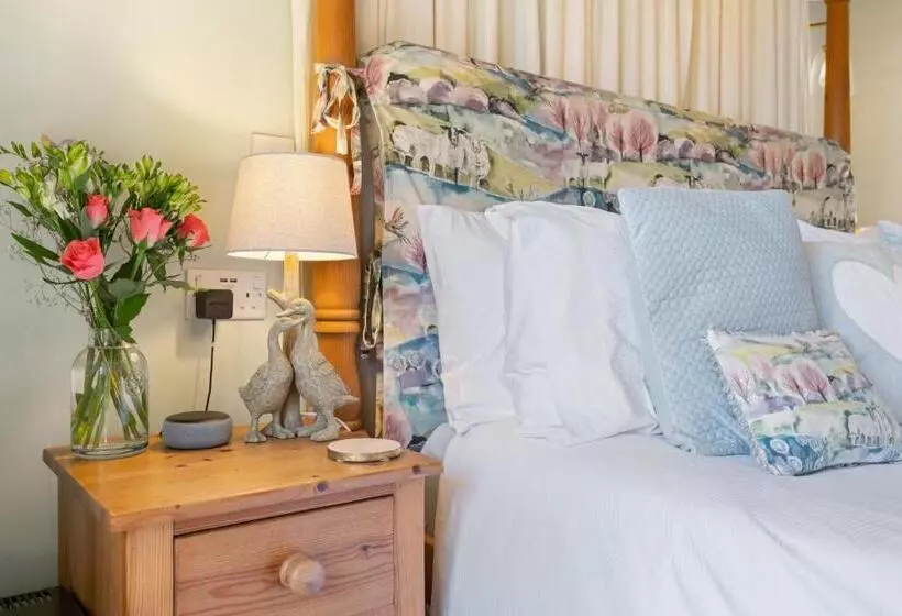 Pensió Guiting Guest House