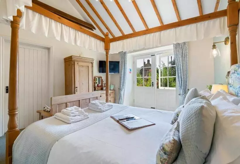 Pensió Guiting Guest House