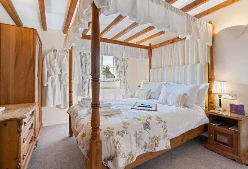 Pensió Guiting Guest House