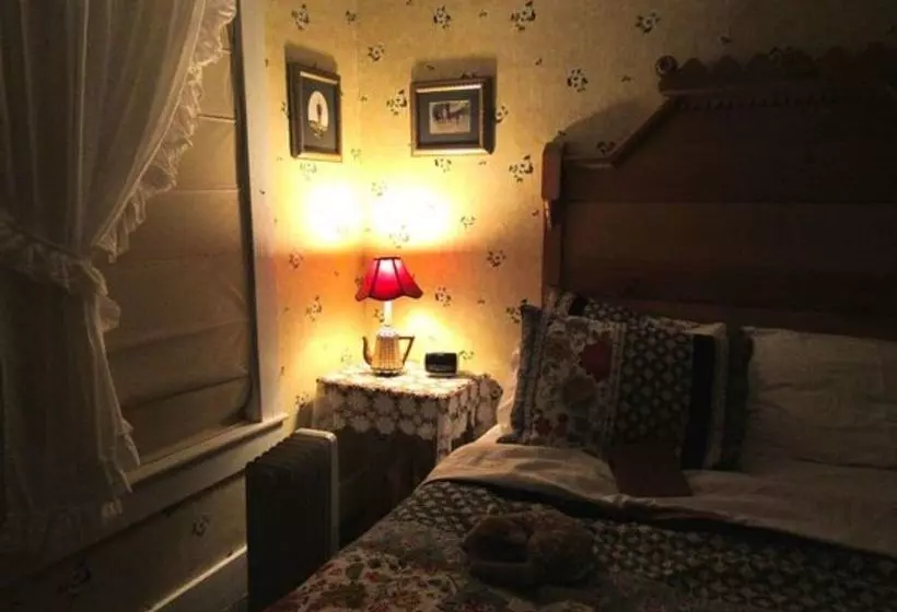 The Rendezvous Bed & Breakfast