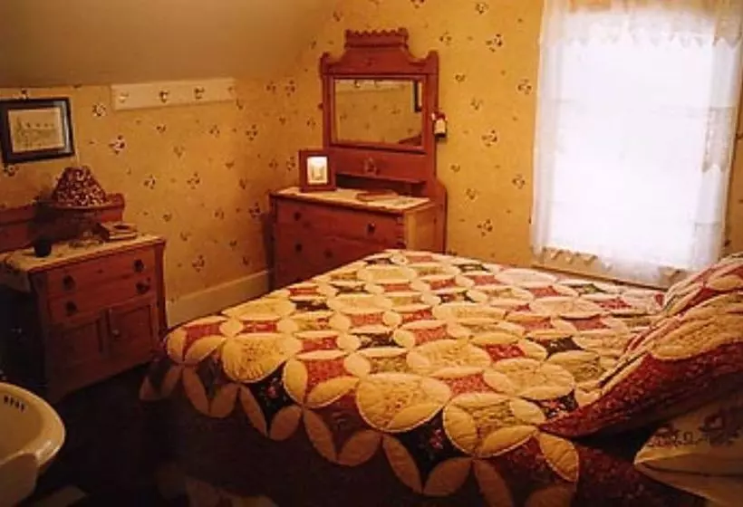 The Rendezvous Bed & Breakfast