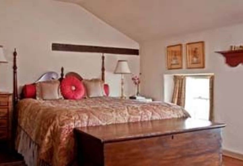 Wayside Inn Bed And Breakfast