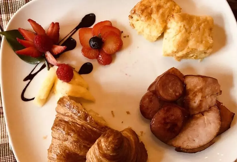 Wayside Inn Bed And Breakfast