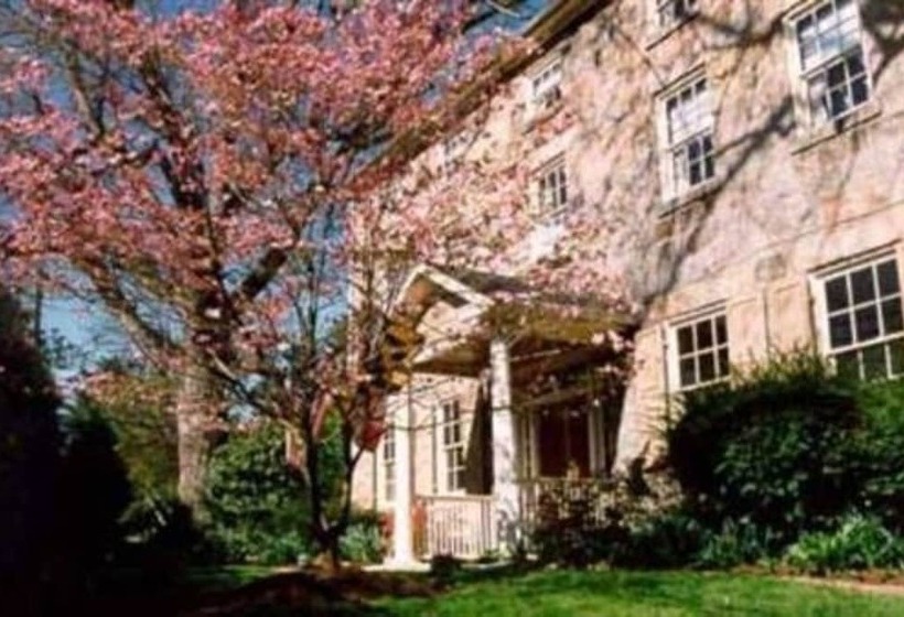 Wayside Inn Bed And Breakfast