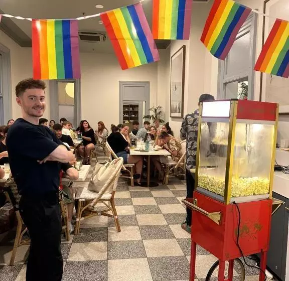 هاستل The Pacific House