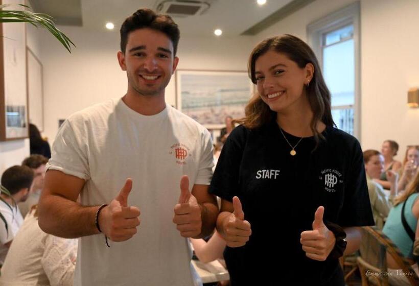 旅馆 The Pacific House