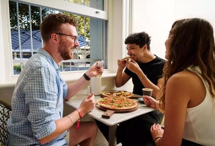 هاستل The Pacific House