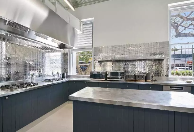 هاستل The Pacific House