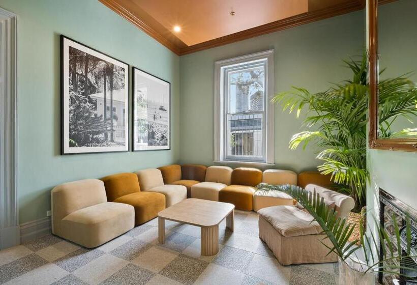 旅馆 The Pacific House