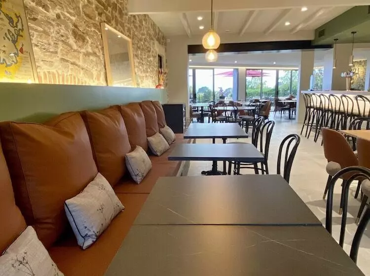 Aamiaismajoitus (B&B) La Bellevue Bistrot Et Chambres D Hotes