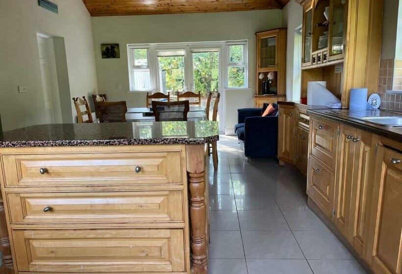 Bed and Breakfast Strawberry View