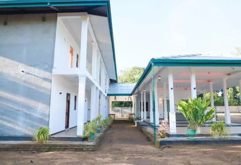 هتل Anaulundawa